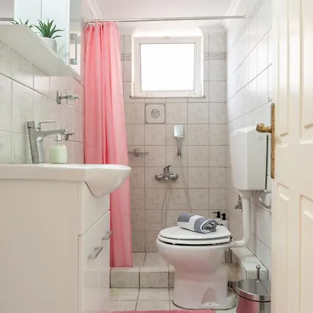 Aqua Apartment Koróni
